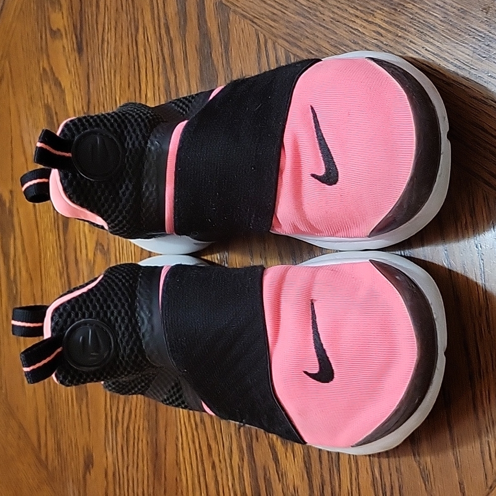 Girls Presto Extreme nikes